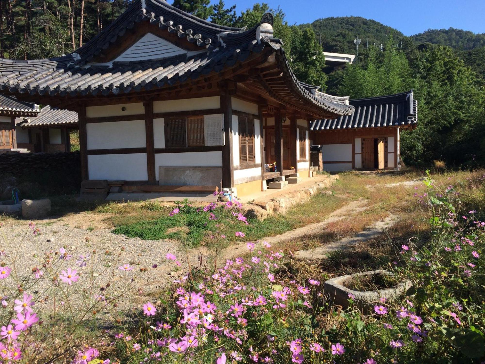 Korean Traditional House - Chungnokdang Hotel Poszong Szoba fotó