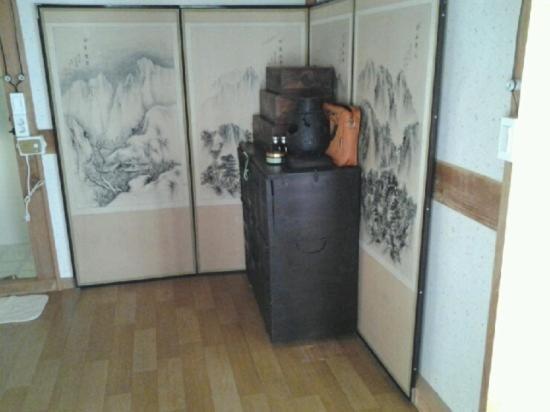 Korean Traditional House - Chungnokdang Hotel Poszong Szoba fotó