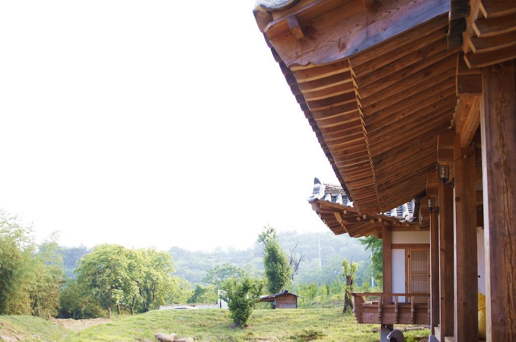 Korean Traditional House - Chungnokdang Hotel Poszong Szoba fotó