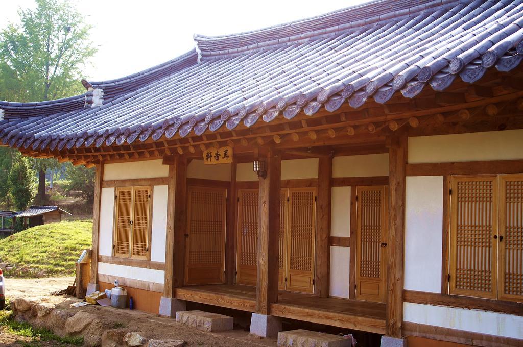 Korean Traditional House - Chungnokdang Hotel Poszong Szoba fotó